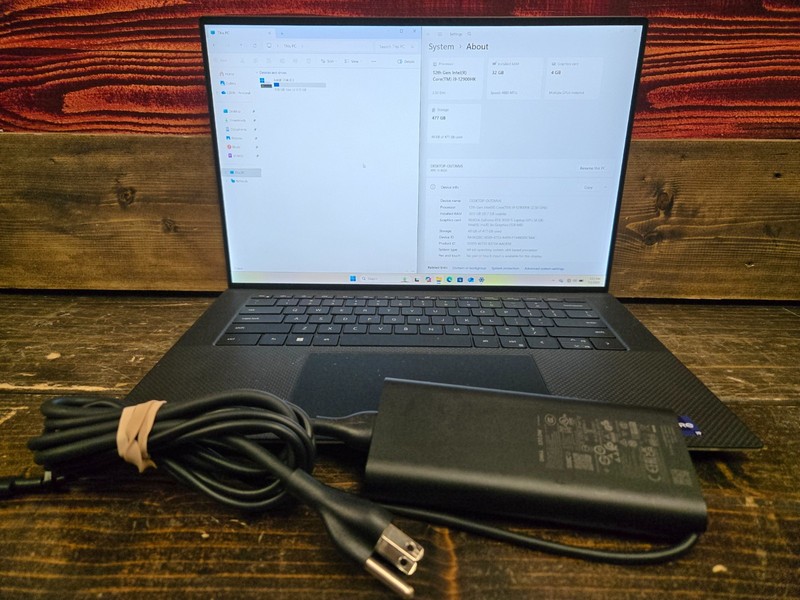 2022 Dell XPS P91F (512gb/32gb/i9-12900HK) Laptop & ORIGINAL CHARGER