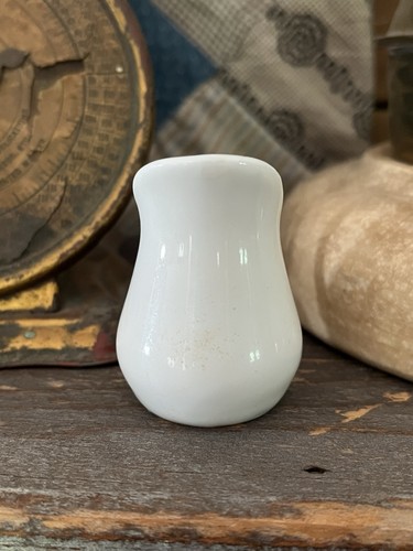 Vintage Hall Chunky Ironstone Creamer 2.25” - Picture 2 of 9