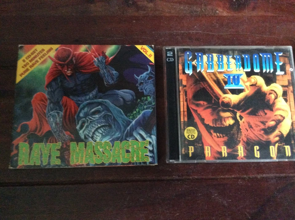 Hardcore Gabber Schranz [4 CD] Gabberdome IV (Paragon) + Rave Massacre Vol.II - Bild 1 von 1