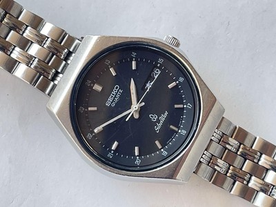 Seiko SilverWave 8229 6030 Quartz Black Dial Vintage Watch