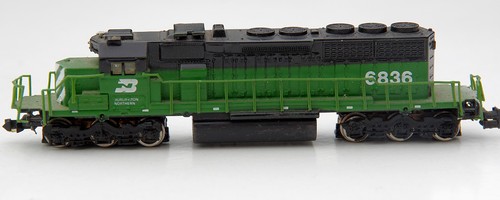 Bachmann SD40-2 67053 Burlington Northern #6836 Blinklicht Spur N OVP | Zustand: Used