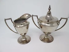 Pairpoint Mfg Co. Silver Plate Cream pitcher Sugar bowl B321  quadruple plate