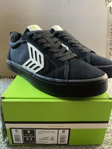 cariuma skate shoes