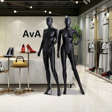 Nez De Bouche Mannequin Vitrine Abstrait Couleur la Peau En Brillant Ou Mat Mâle