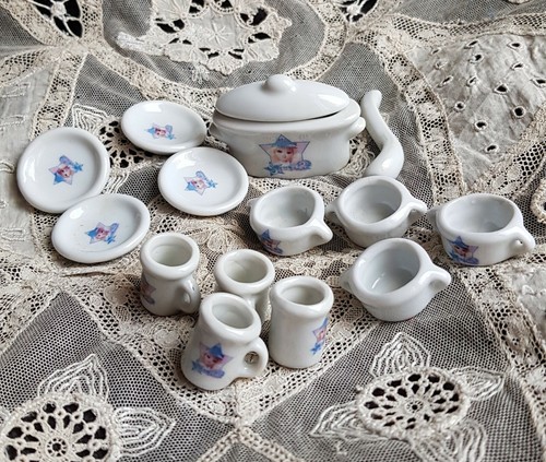 Lot d'éléments de dînette ancienne en porcelaine à Toulouse | Clasf jeux