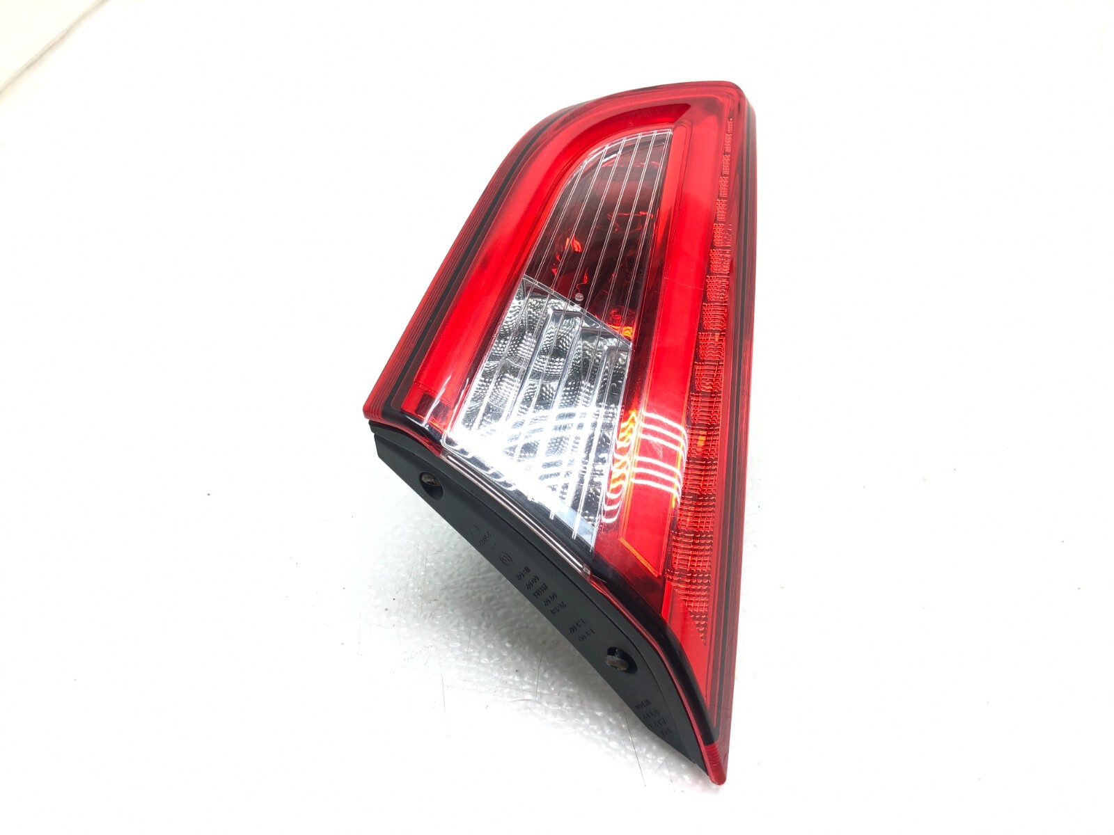 2014-2017 MASERATI GHIBLI S RIGHT PASSENGER REAR INNER TAIL LIGHT OEM.