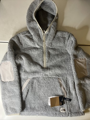 NWT Women's The North Face Campshire 