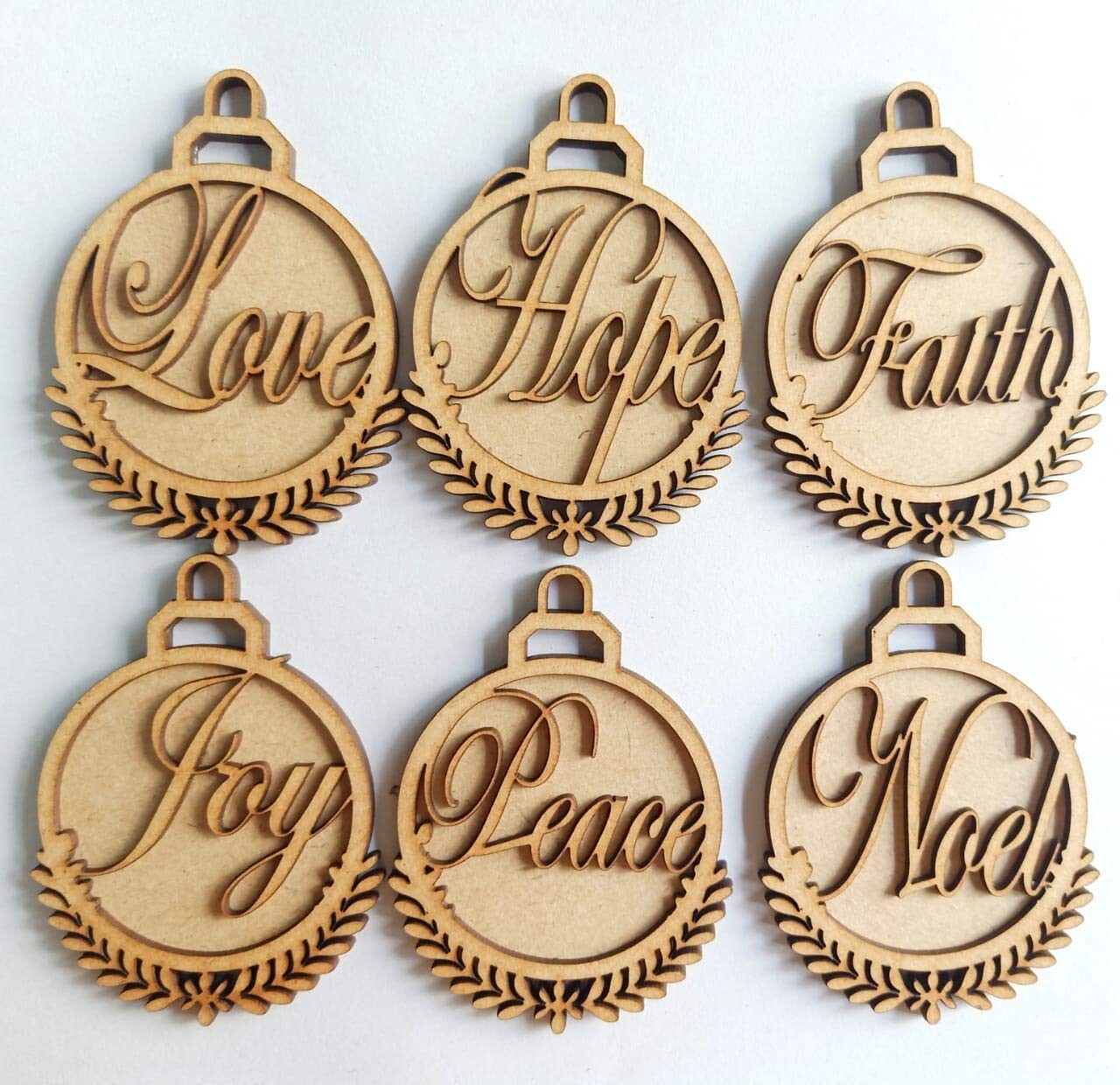 (Pack of 6) Christmas Tree Decoration Items / Christmas Gift Decor