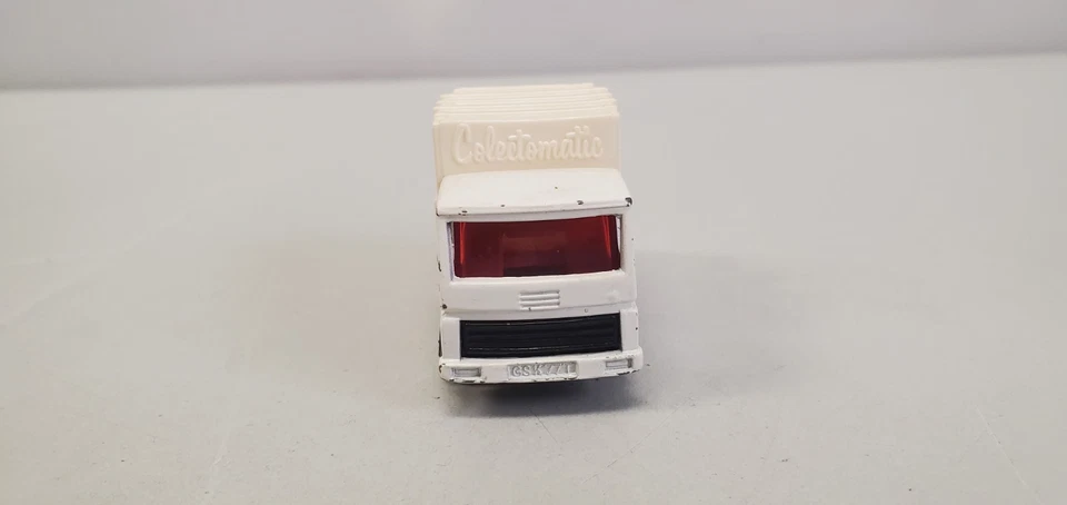 Matchbox Refuse Truck No. 36 Metro DPW Unit 17 White Diecast Sams Club Rare - Image 3 of 4