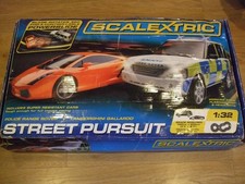 BOXED STREET PURSUIT SCALEXTRIC SET.