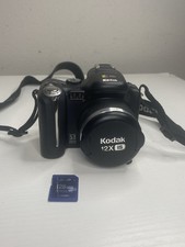 Kodak EasyShare P850 5.1MP 12X Optical Zoom Digital Camera Black Bundle Works