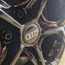 Aufkleber für Radnaben Ringe mit 4,5 cm passend für Audi  4 Stück aus Folie