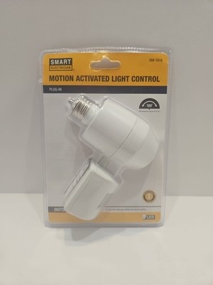 Outdoor Motion Detection Activated Light Control for Medium Base up to 150W Bulb