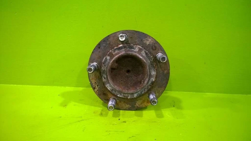 97 98 99 00 01 02 03 04 MITSUBISHI DIAMANTE REAR WHEEL HUB OEM 3088-114 - Image 3 of 3