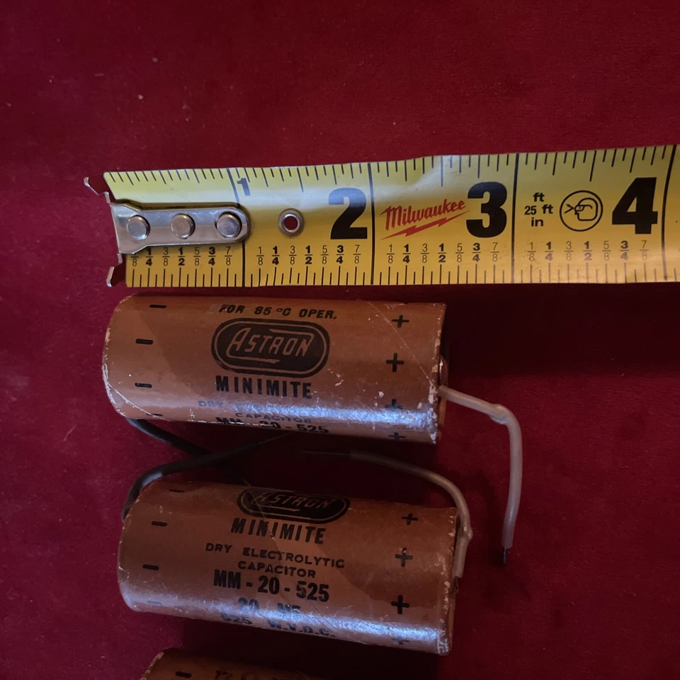 Condensadores de papel axial para guardabarros Astron Minimite 20 UF 525V 1961 3 piezas vintage Foto 2 de 4