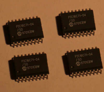 4qty PIC Microcontroller PIC16C71-04 NOS
