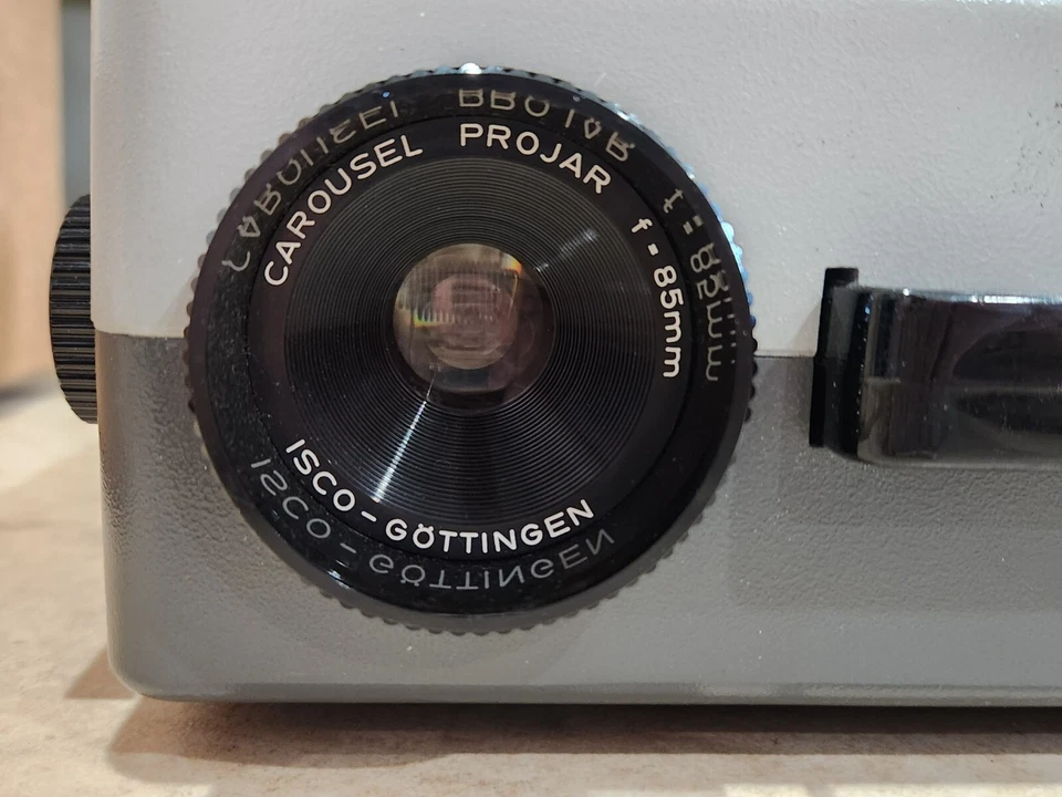 RARO Proyector Kodak Carousel S Slide Versión Alemania con Control Remoto PROBADO Foto 4 de 4