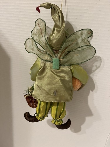 Vintage seasons of Cannon Falls Santa Fairy with an apple and Basket - Picture 6 of 9