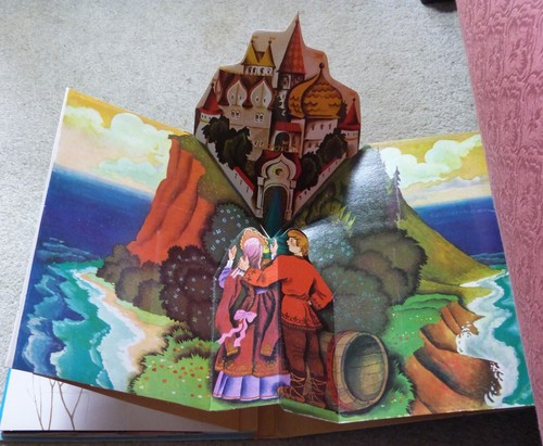 Emelya And The Pike by A. Tolstoy - Picture 11 of 12