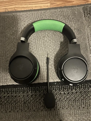 Razer Kaira Pro Wireless Gaming Headset for Xbox Series X/S - Black/Green