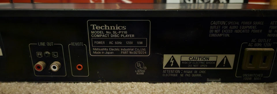 Technics SL-P116 Reproductor de CD Vintage 1986 No Funciona, Enciende, Sin Giro de CD Foto 2 de 2