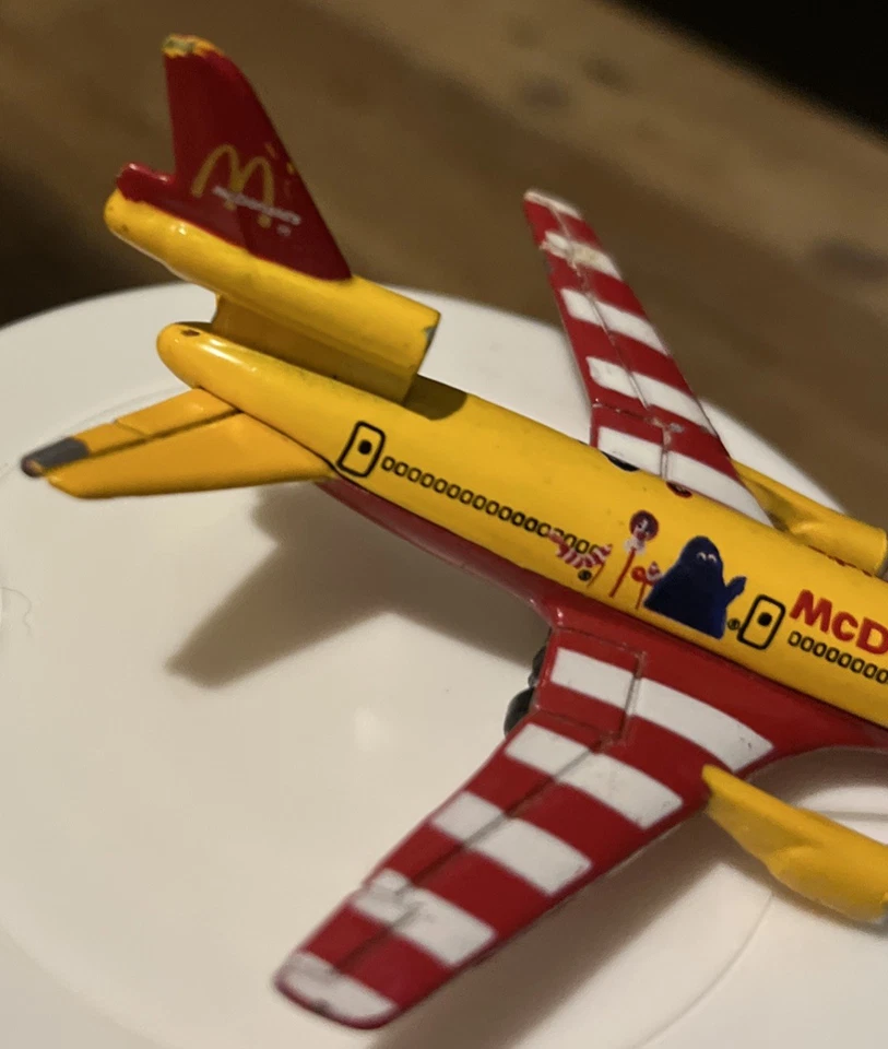 Avión de colección 2000 Matchbox Ronald McDonald's SB13 DC-10 avión mueca Foto 4 de 4