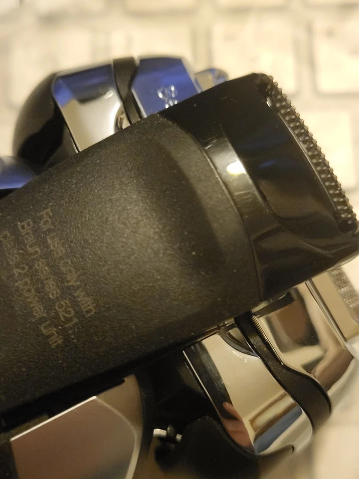 NUEVO STOCK ANTIGUO Braun Series 9 9090 Lámina Eléctrica Seca Húmeda Plateada - Solo Afeitadora Foto 4 de 4