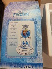 Disney Frozen, Anniversary Clock, Sisters Elsa  Anna