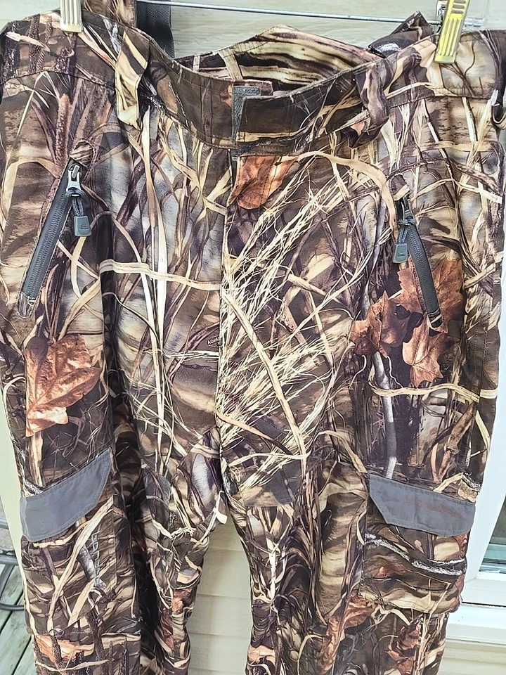 HUNTING CAMO Men's XL BANDED Lined Pants With Suspenders - Image 2 of 4