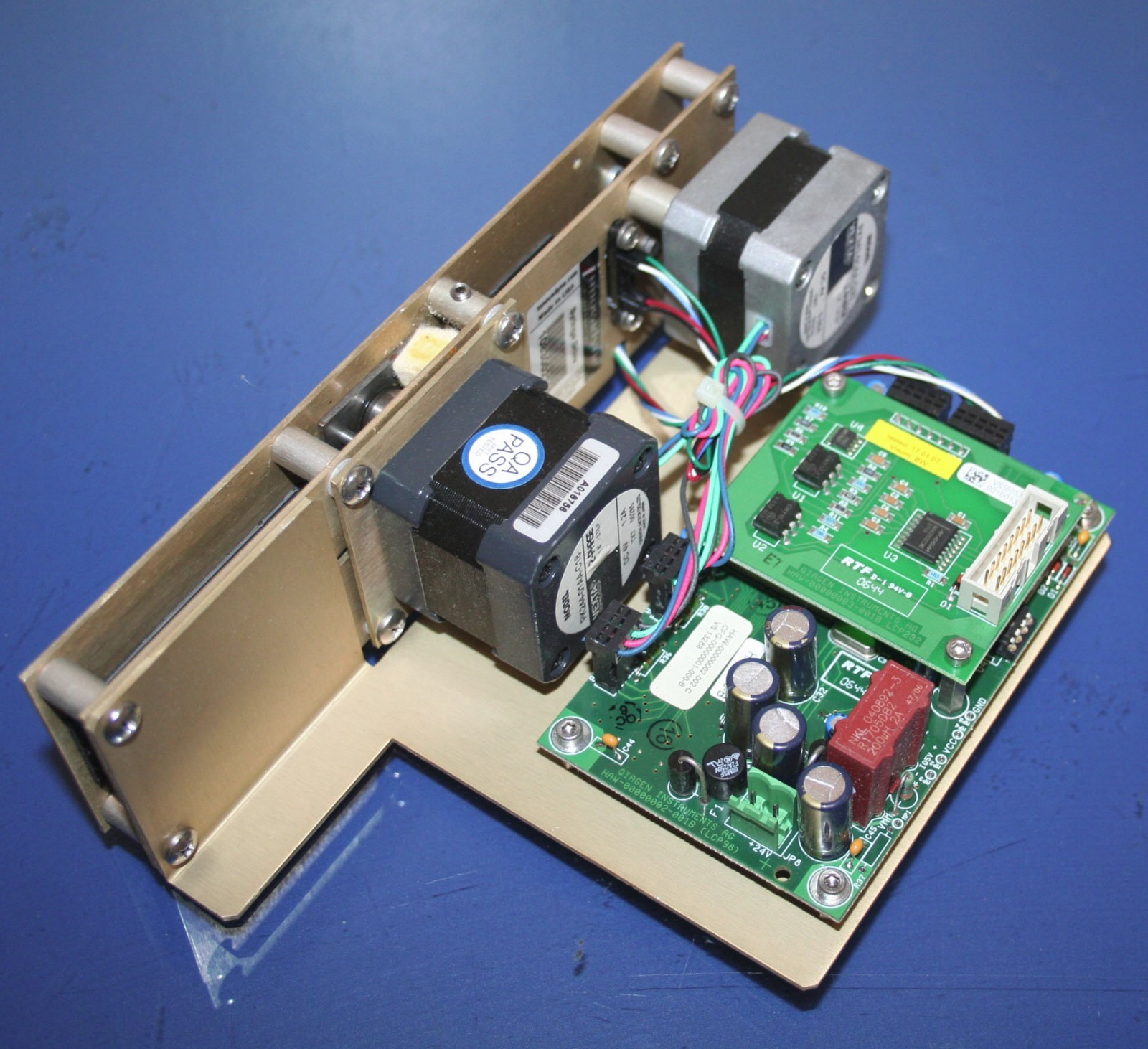 Innovadyne Syringe Drive 1083002217 Qiagen 9014851 for Qiagen Bio Robot 