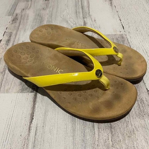 vionic yellow sandals