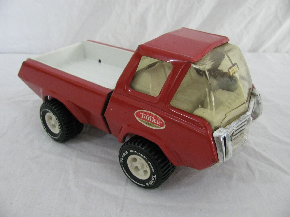 Vintage 1970-73 USA Tonka Toys Red Mini Hot Rod Pickup Truck Vintage 1970-73 USA Tonka Toys Red Mini Hot Rod Pickup Truck