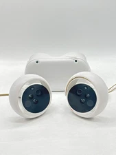 Meta Quest 2 64GB VR System KW49CM Headset with Controller - Cracked Body