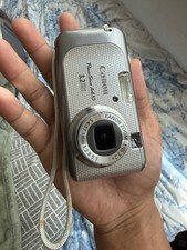 Canon PowerShot A410 3.2 MP Silver Digital Camera w/ 2gb Memory TESTED