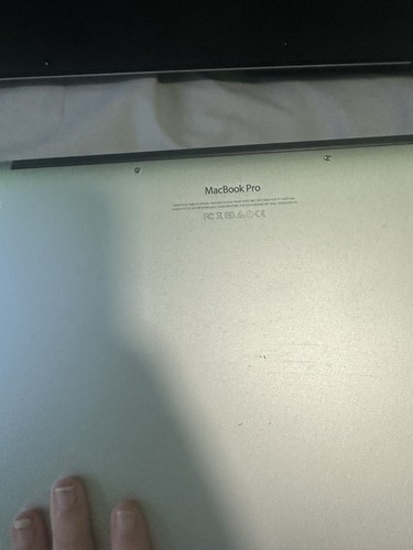 Apple MacBook Pro 13.3" (256GB SSD, Intel Core i7 5th Gen., 3.10 GHz, 8GB, Intel - Picture 7 of 9