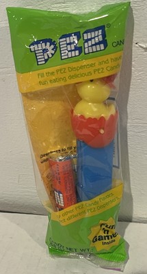Chick Chicken Hatched Egg Pez Dispenser Fun  n Games Easter Vintage New Sealed