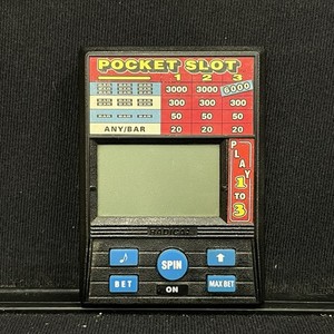 RADICA Pocket Slots Electronic Handheld Game Model No 1370 WORKS Vintage 1990s