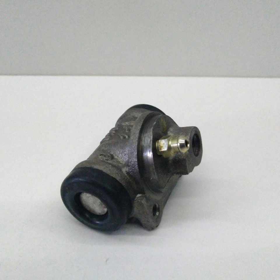 Rear Brake Cylinder Right for Nissan Primera BENDIX for 4410070J22 - Image 3 of 4