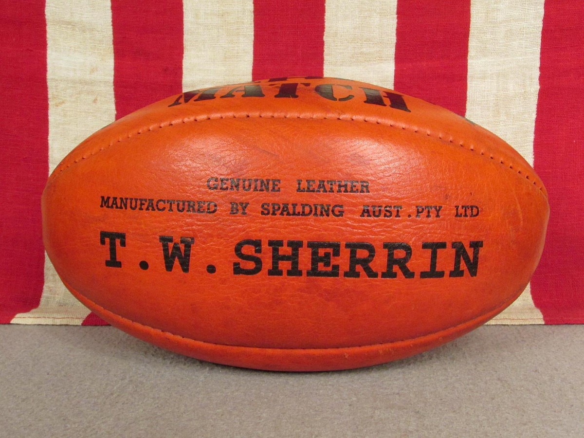 AFLラグビーボール(SHERRIN MATCH社) Vintage Sherrin Leather Match Rugby Ball w/Laces Australian