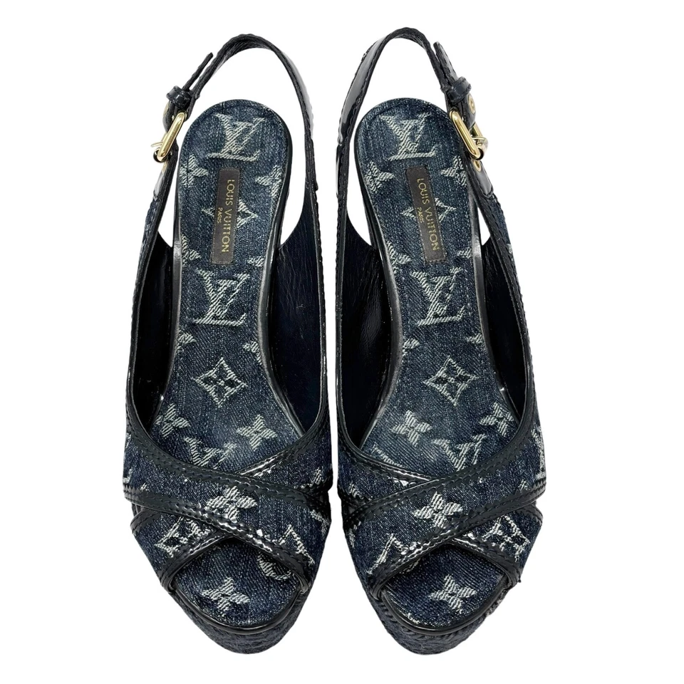 Sandalias de mezclilla LOUIS VUITTON vintage LV con logotipo con monograma #36 suela de cuña azul dorado Foto 2 de 4