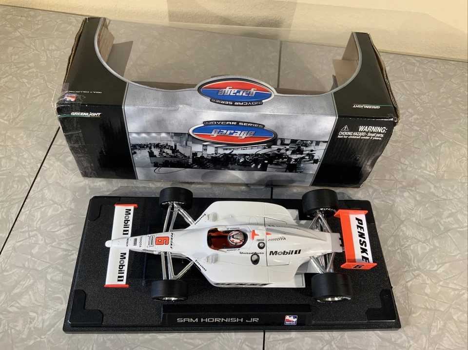 Sam Hornish Jr Autographed indy Car Series Penske Mobil 1 diecast 1/18 In Box - Image 3 of 4