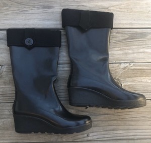 tall wedge rain boots