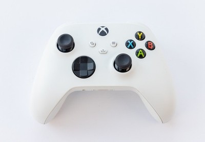 Microsoft Xbox Series X/S Wireless Controller - Robot White