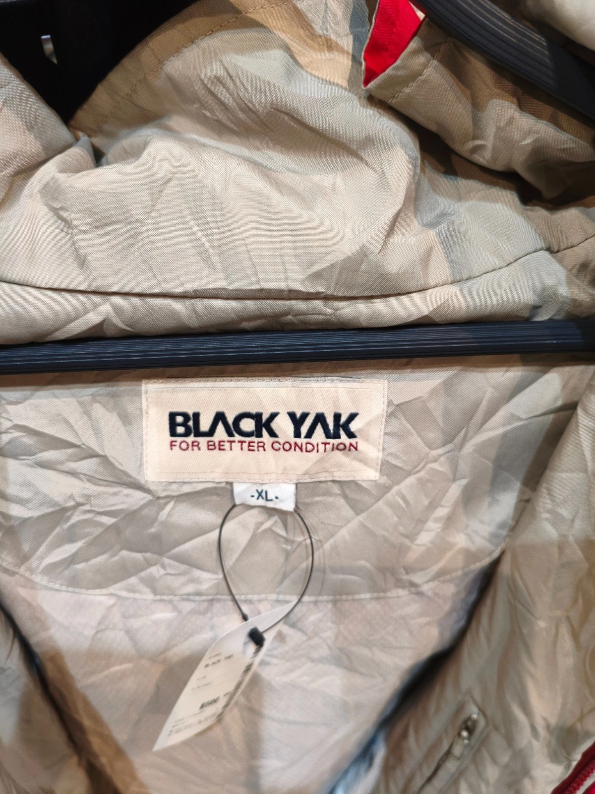 BLACK YAK Gore-Tex 2-Ply Waterproof Hooded Jacket Men's L/XL Red Gorpcore Shell image 11