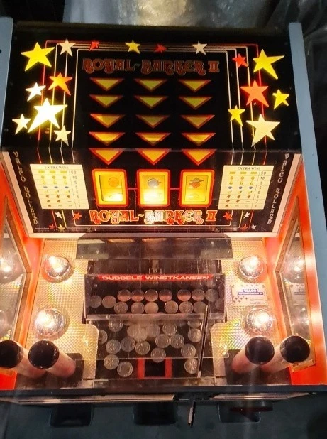 Coin Pusher Royal Banker. Pousse pièces, jetons. No flipper slot bingo Bally IGT - Photo 2/4