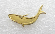 Golden Killer Whale Label Pin (E539)