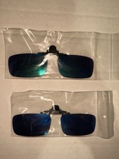 2 Pairs of Polarized Clip-on Sunglasses