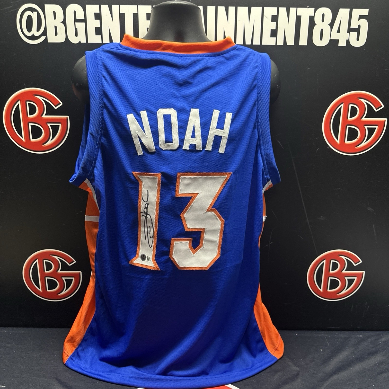 Joakim Noah Autographed Signed New York Knicks university of Florida Custom Jersey Beckett BAS 