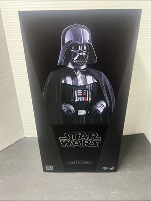 HOT TOYS DARTH VADER -  STAR WARS MMS572 40th ANNIVERSARY  1/6 FIGURE