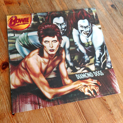 LP 1974 David Bowie DIAMOND DOGS, RCA Victor APL1 0576 Gatefold UK Original